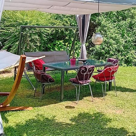 Indian Tent Tipi In Shared Lot And Shared Bathroom Mrse Екстериор снимка