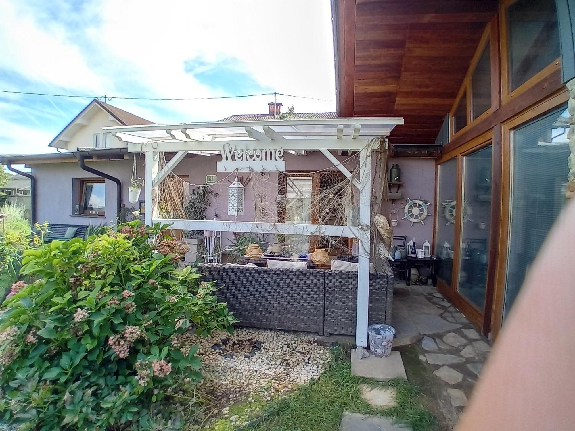 Indian Tent Tipi In Shared Lot And Shared Bathroom Mrse Екстериор снимка