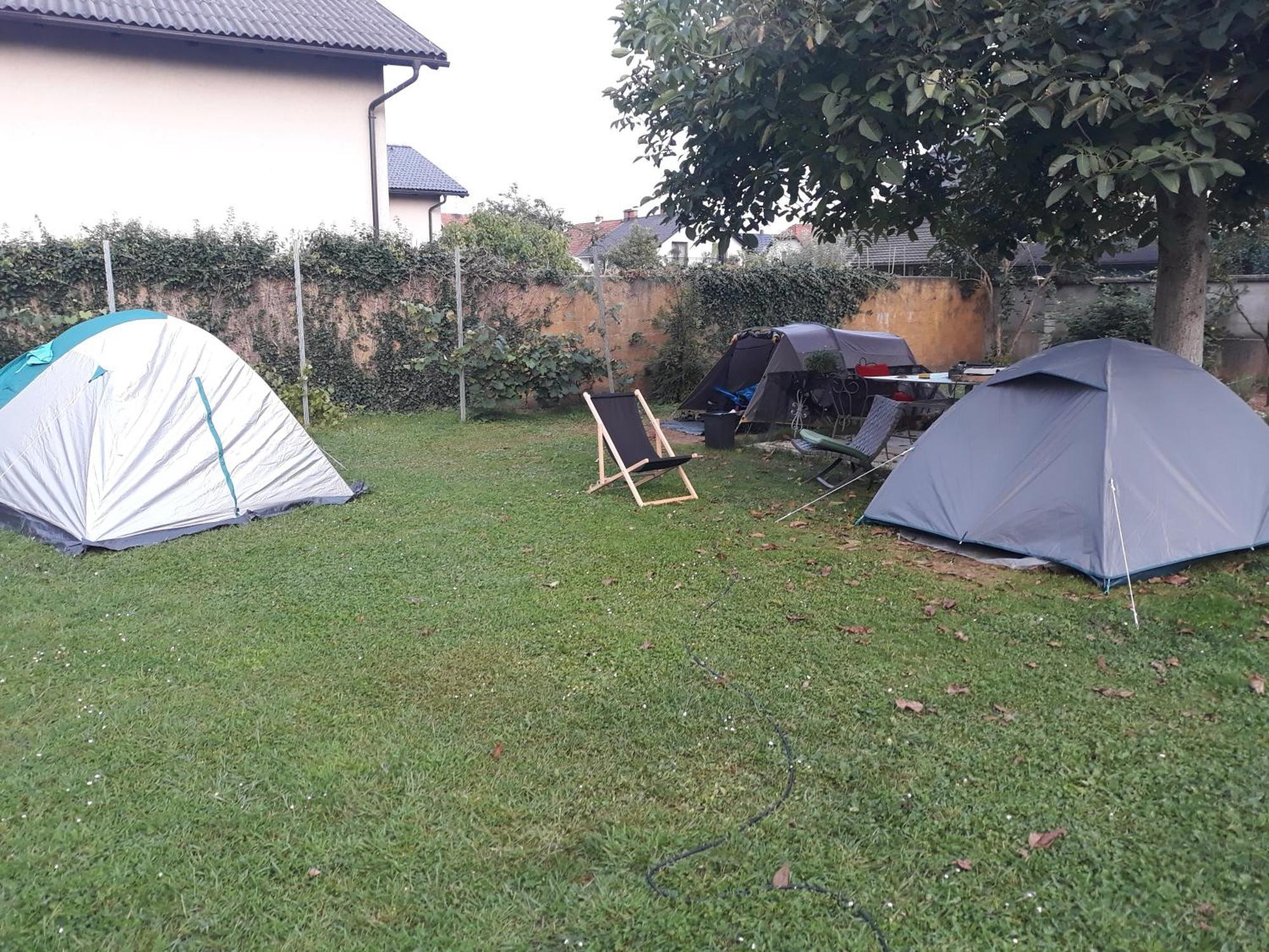 Indian Tent Tipi In Shared Lot And Shared Bathroom Mrse Екстериор снимка