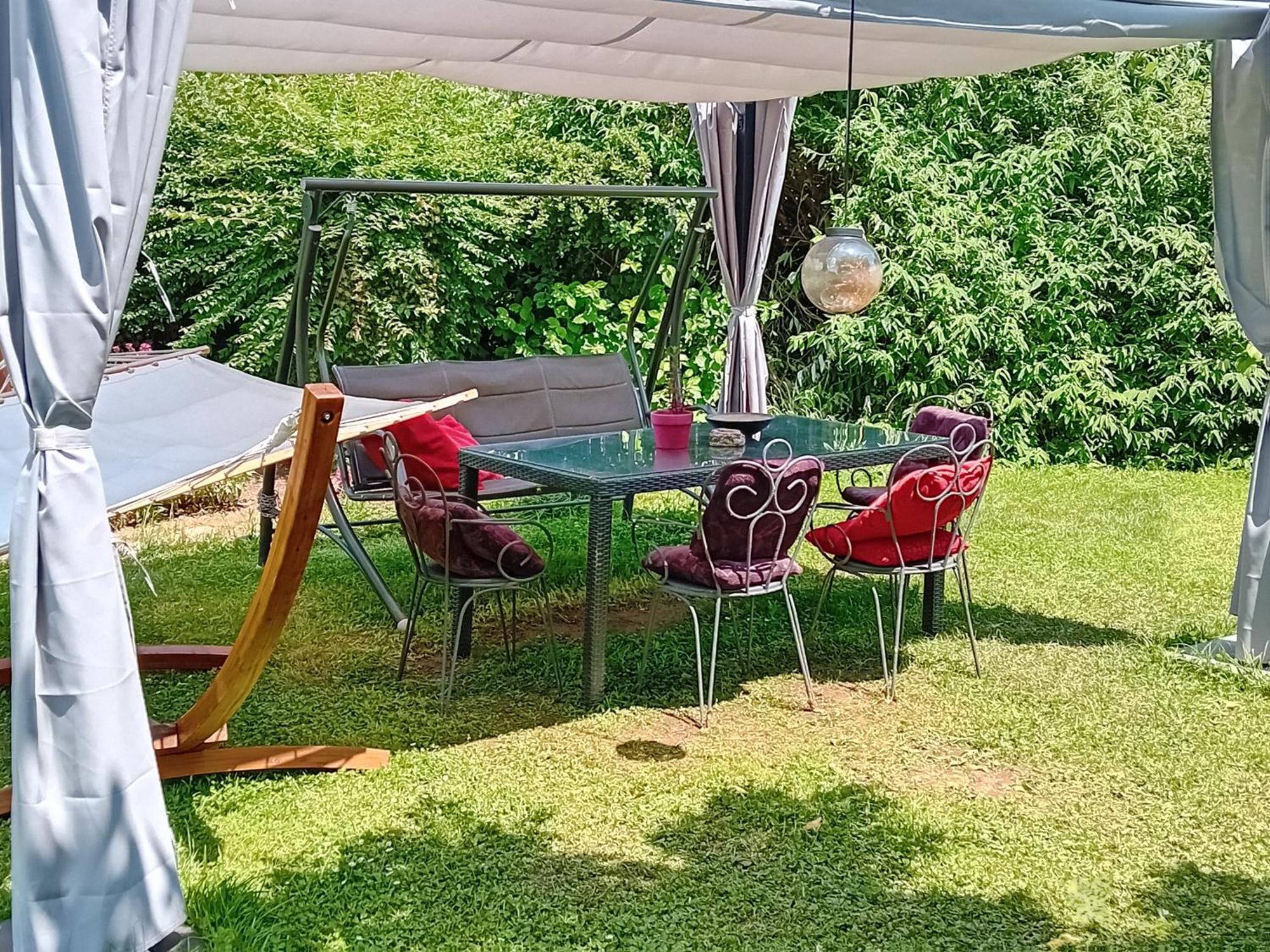 Indian Tent Tipi In Shared Lot And Shared Bathroom Mrse Екстериор снимка